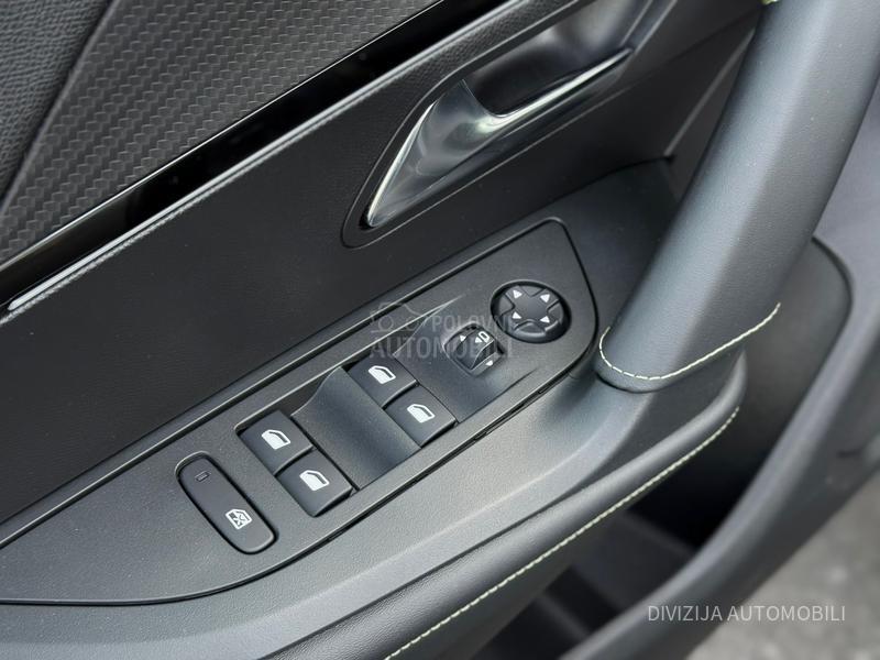 Peugeot 2008 GT/Pano/Kamera