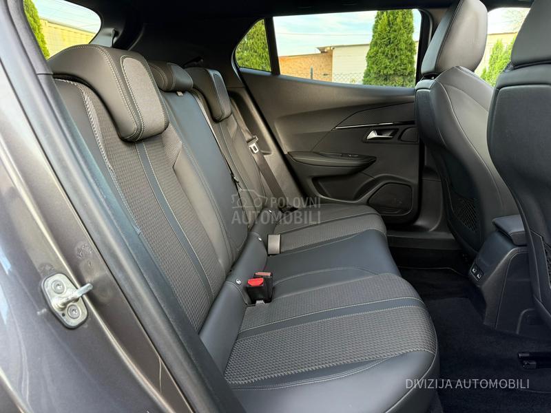 Peugeot 2008 GT/Pano/Kamera