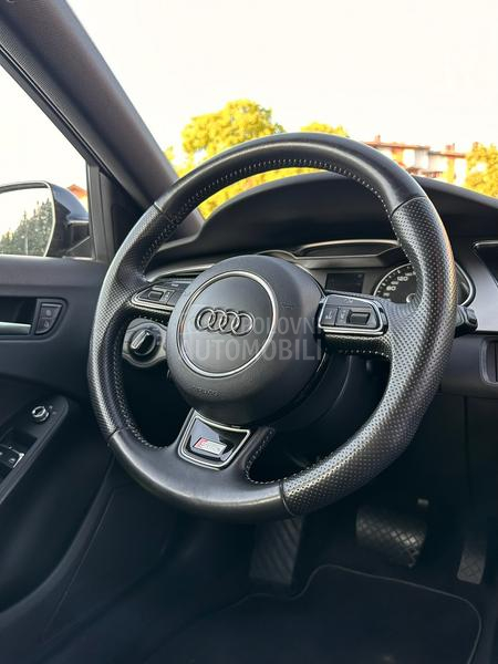 Audi A4 S line quattro