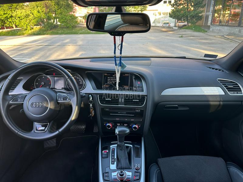 Audi A4 S line quattro