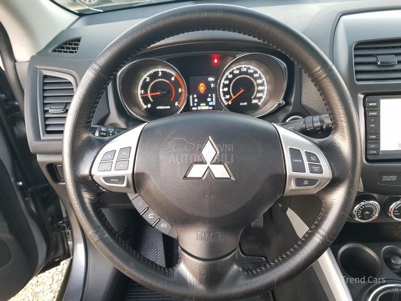 Mitsubishi ASX 1.8 DID PANO N A V I