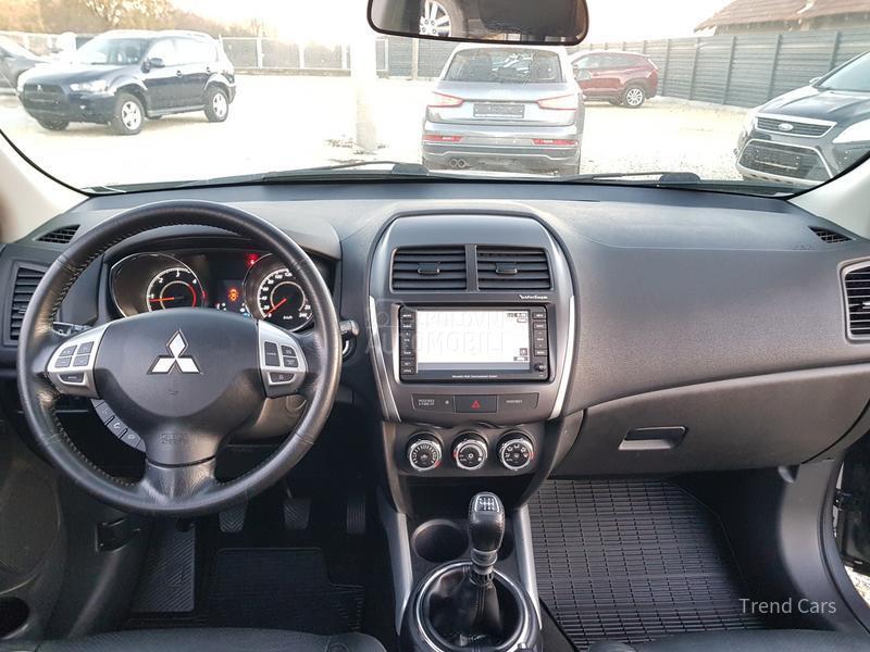 Mitsubishi ASX 1.8 DID PANO N A V I
