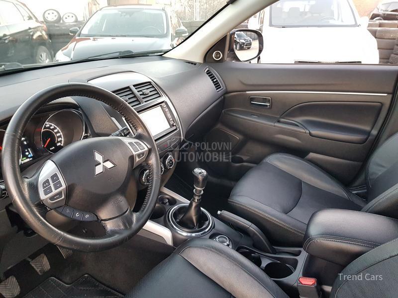 Mitsubishi ASX 1.8 DID PANO N A V I