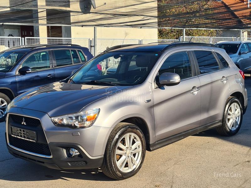 Mitsubishi ASX 1.8 DID PANO N A V I