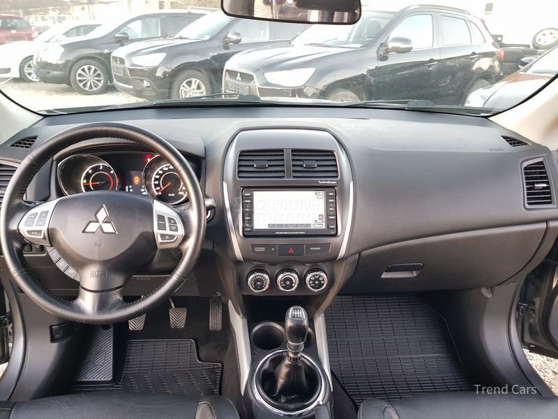 Mitsubishi ASX 1.8 DID PANO N A V I