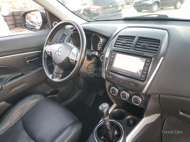 Mitsubishi ASX 1.8 DID PANO N A V I
