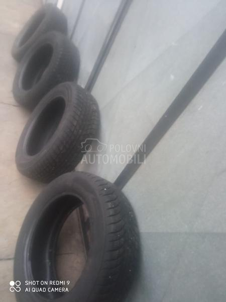 Goodride 205/60 R16 Zimska