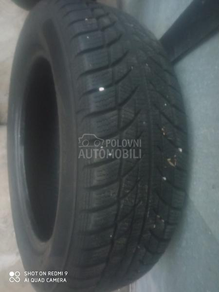 Goodride 205/60 R16 Zimska