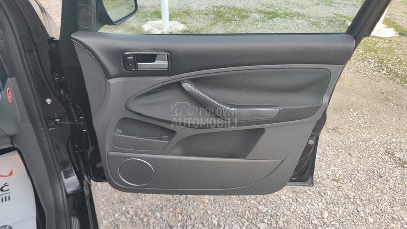 Ford C-Max 2.0i 16v /TITANIUM/