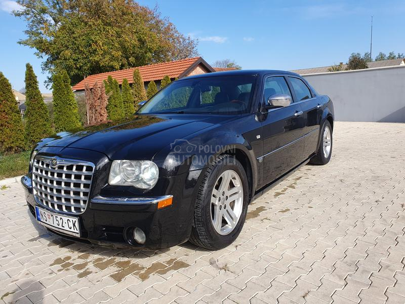 Chrysler 300C 