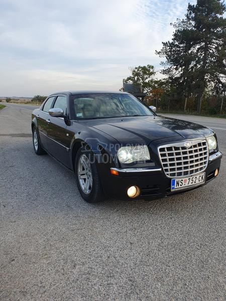 Chrysler 300C 
