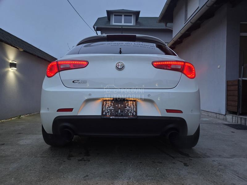 Alfa Romeo Giulietta 1750 TBI
