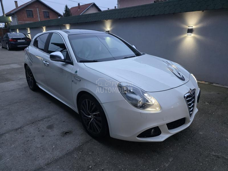 Alfa Romeo Giulietta 1750 TBI