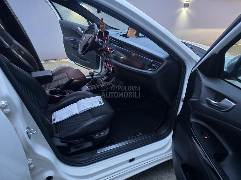 Alfa Romeo Giulietta 1750 TBI