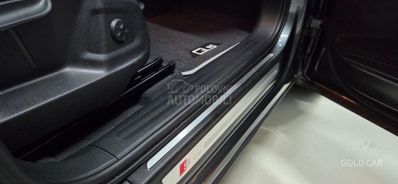 Audi Q5 2.0tdi quattro Sline