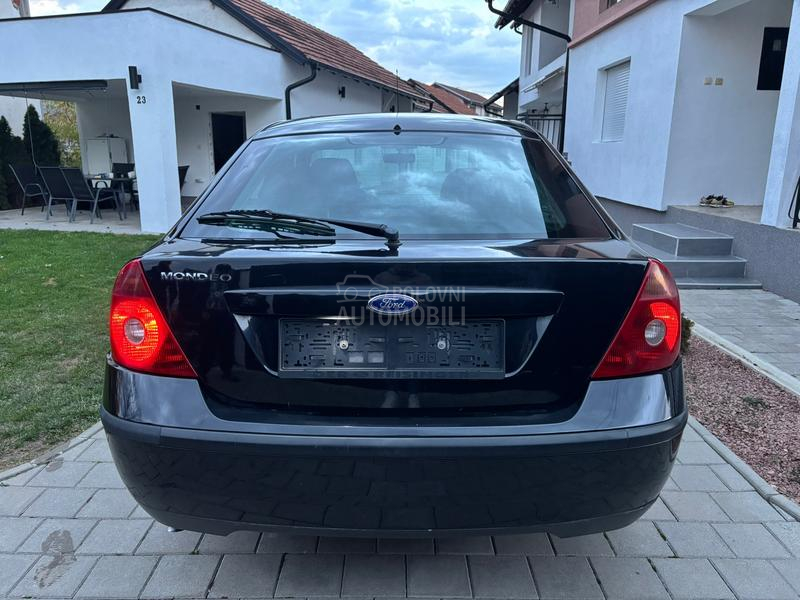 Ford Mondeo 1.8