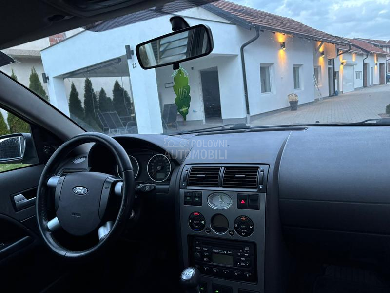 Ford Mondeo 1.8