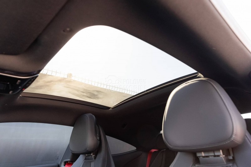 Mercedes Benz CLE 300 4MATIC