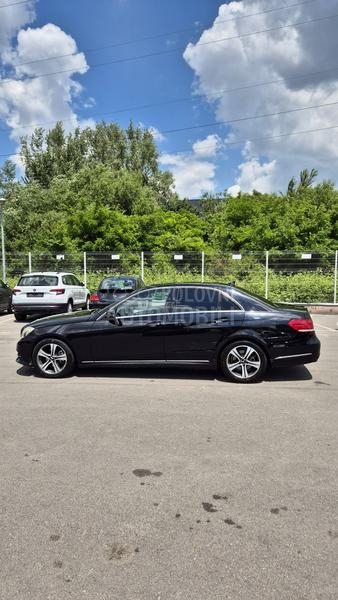 Mercedes Benz E 200 