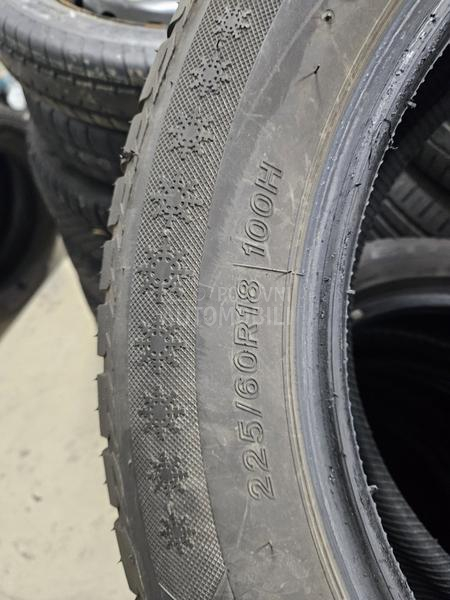 Lassa 225/60 R18 Zimska