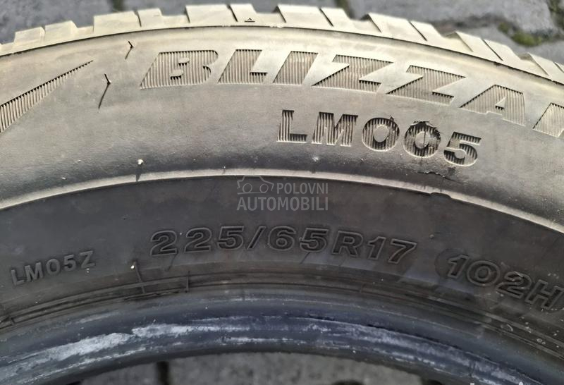 Bridgestone 225/65 R17 Zimska