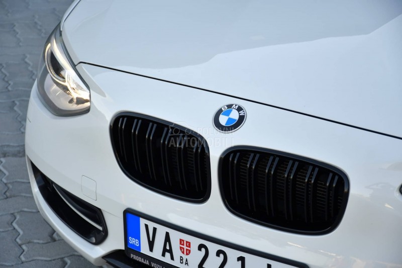 BMW 118 D / SPORT LINE / CH