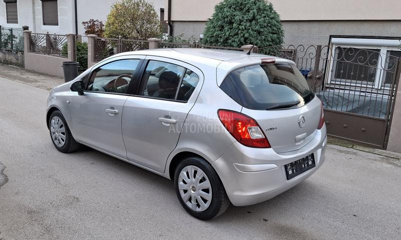 Opel Corsa D 