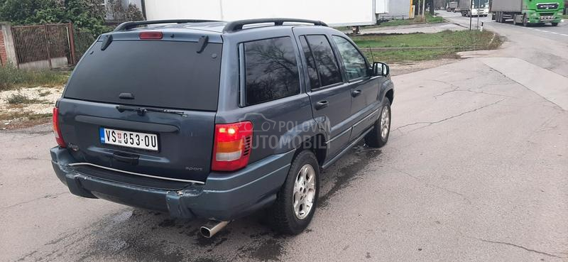 Jeep Grand Cherokee laredo