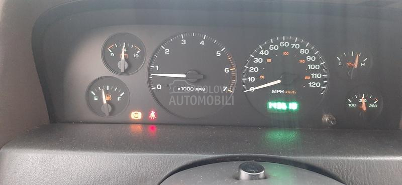 Jeep Grand Cherokee laredo