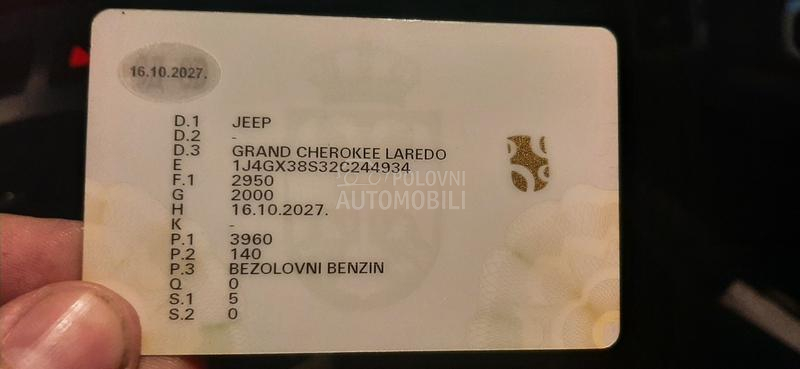 Jeep Grand Cherokee laredo