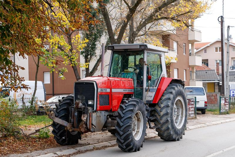 Massey Ferguson 3670
