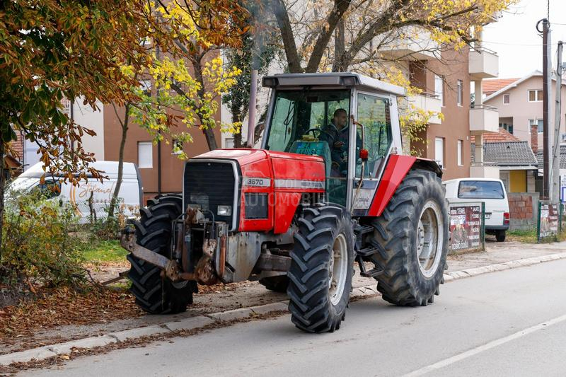 Massey Ferguson 3670