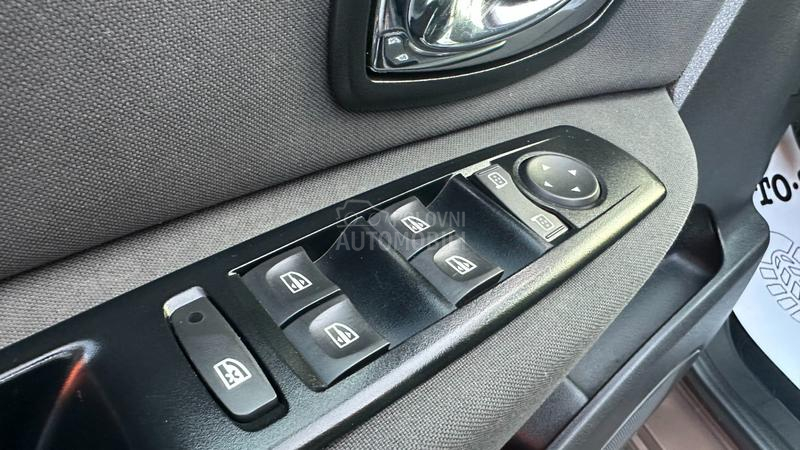 Renault Grand Scenic 1.6 DCI  NAVVI