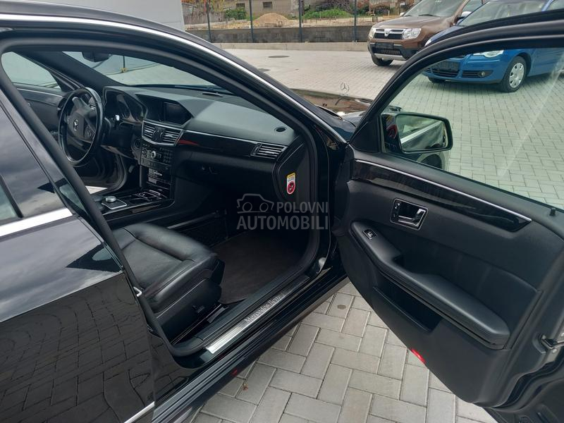 Mercedes Benz E 350 