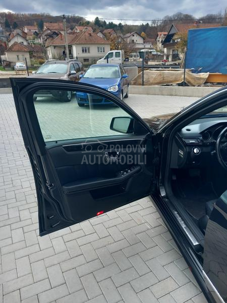 Mercedes Benz E 350 