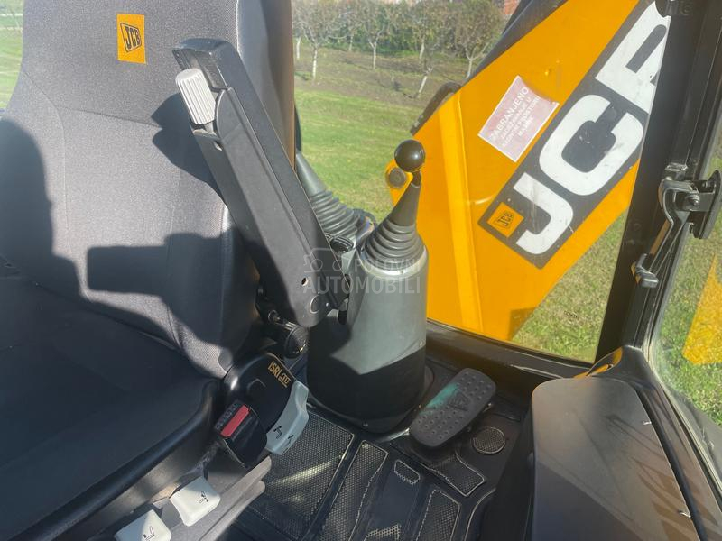 JCB 3cx