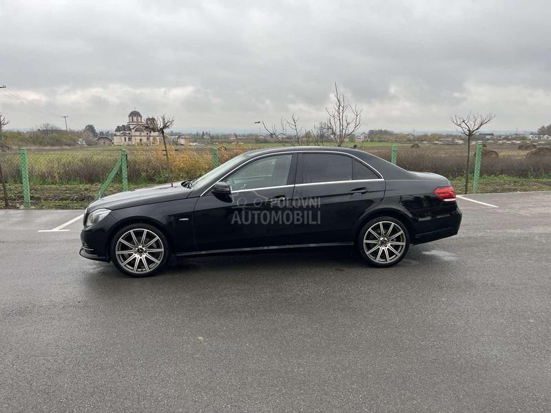 Mercedes Benz E 200 