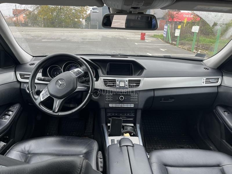 Mercedes Benz E 200 