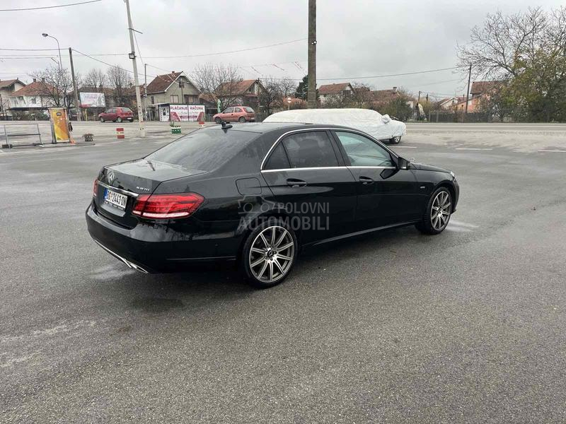 Mercedes Benz E 200 