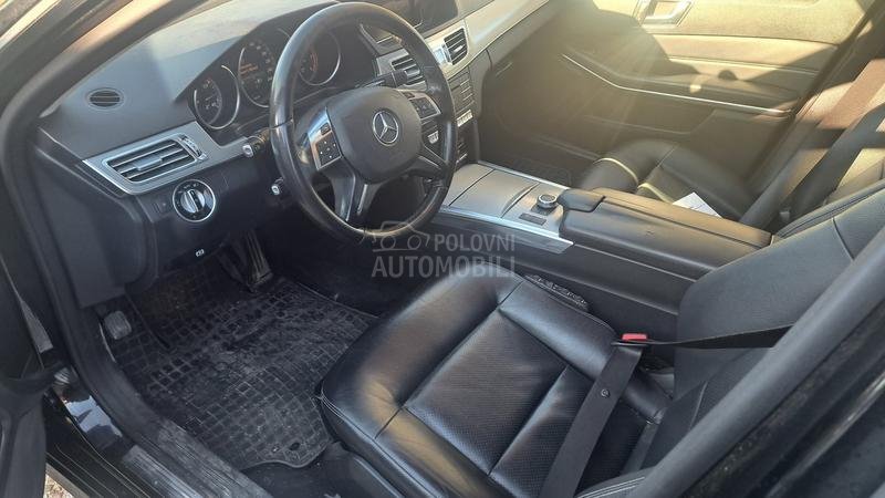 Mercedes Benz E 200 