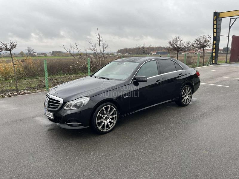 Mercedes Benz E 200 