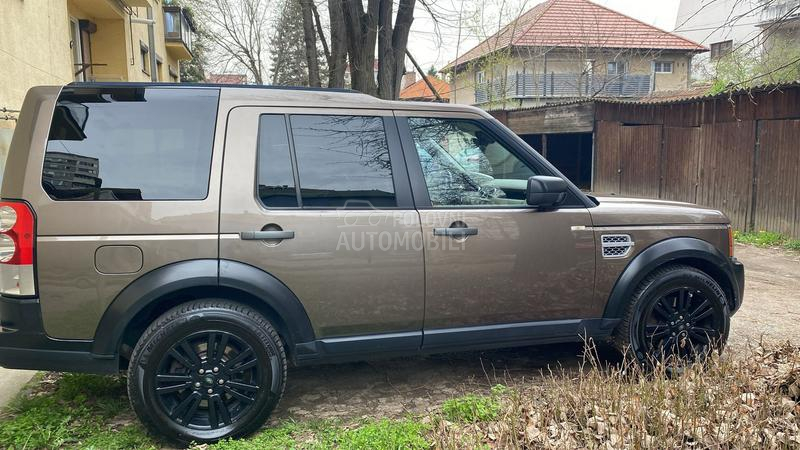 Land Rover Discovery 3.0D HSE