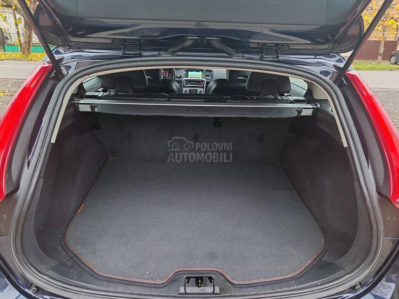 Volvo V60 D3/150hp