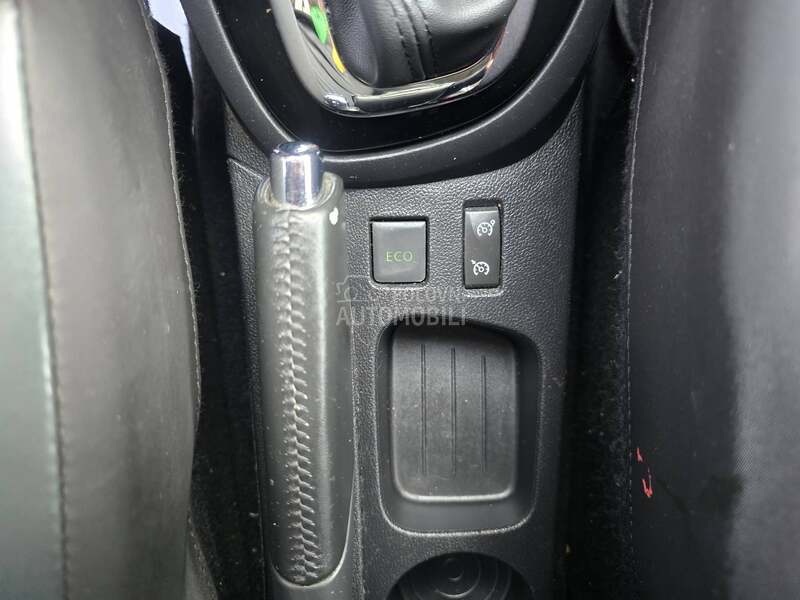 Renault Captur 1.5DCI AUTOM/BICOLOR