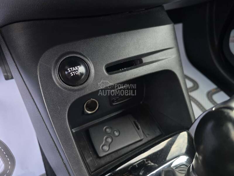 Renault Captur 1.5DCI AUTOM/BICOLOR