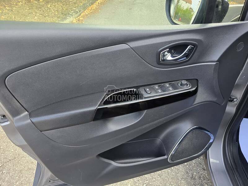 Renault Captur 1.5DCI AUTOM/BICOLOR