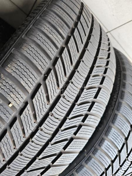 Continental 255/40 R21 Zimska