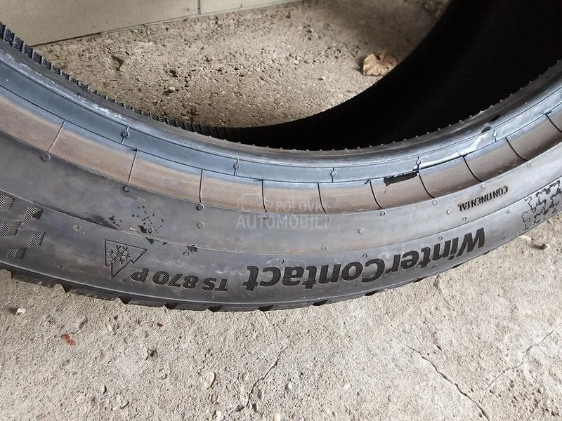 Continental 235/45 R21 Zimska