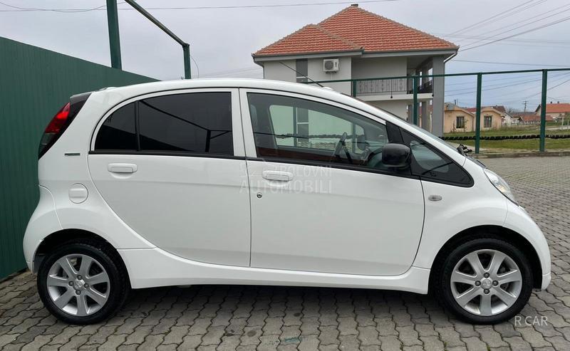 Peugeot iOn T.O.P  T.O.P