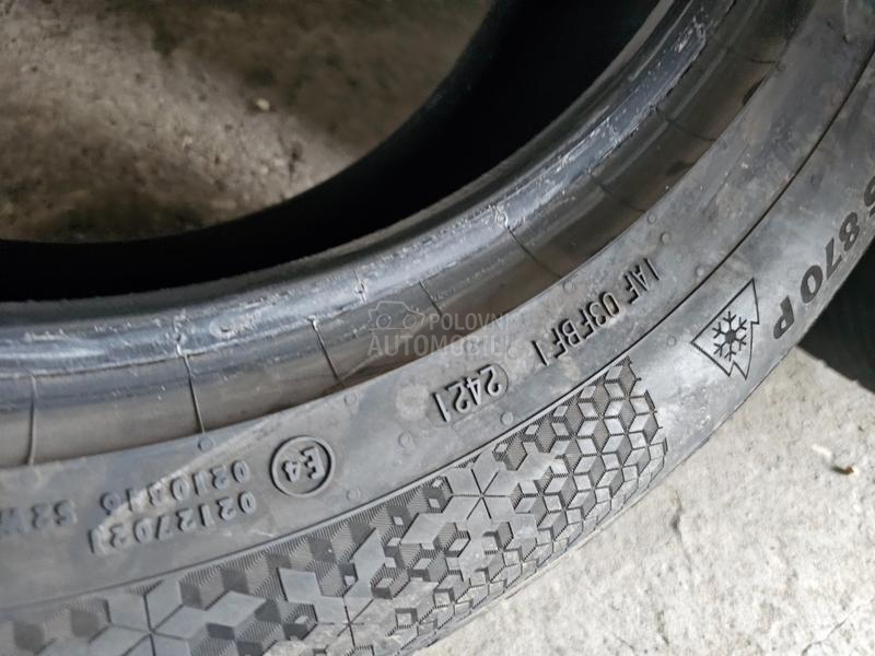 Continental 215/65 R17 Zimska